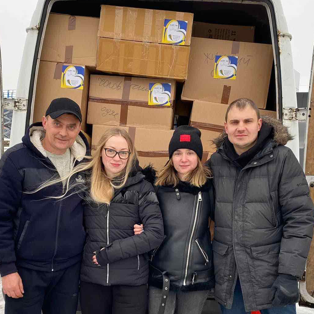 Перша частина гуманітарної допомоги вже прибула до місця призначення. (17.12.2022 р) м. Дунаївці, соц. відділ (ВПО), районна лікарня