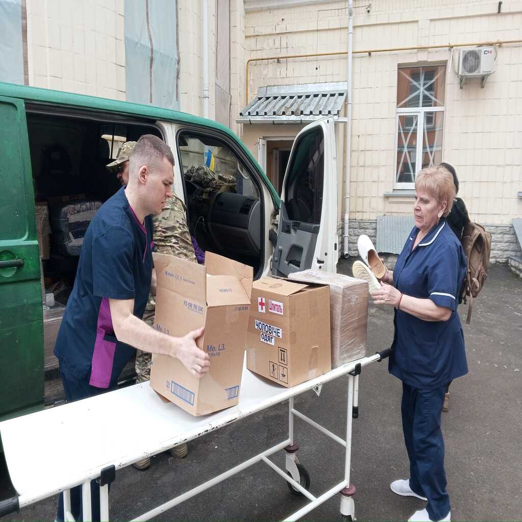 Завітали в Київську міську клінічну лікарню №18.