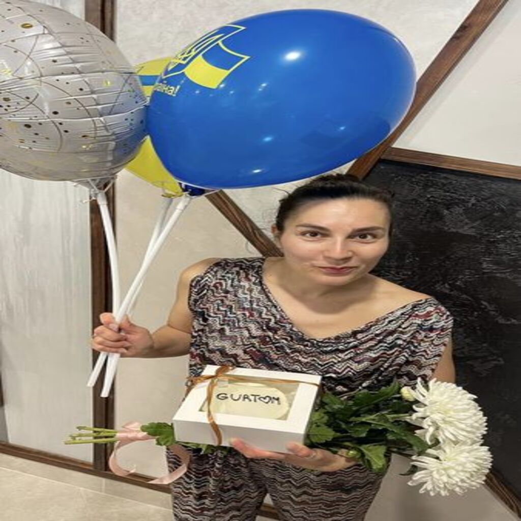 Вітаємо нашого волонтера Люба Шестак, з Днем народження!