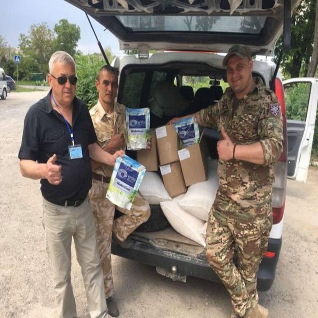 Передали протеїнові коктейлі нашим Захисникам – різні напрямки фронту.