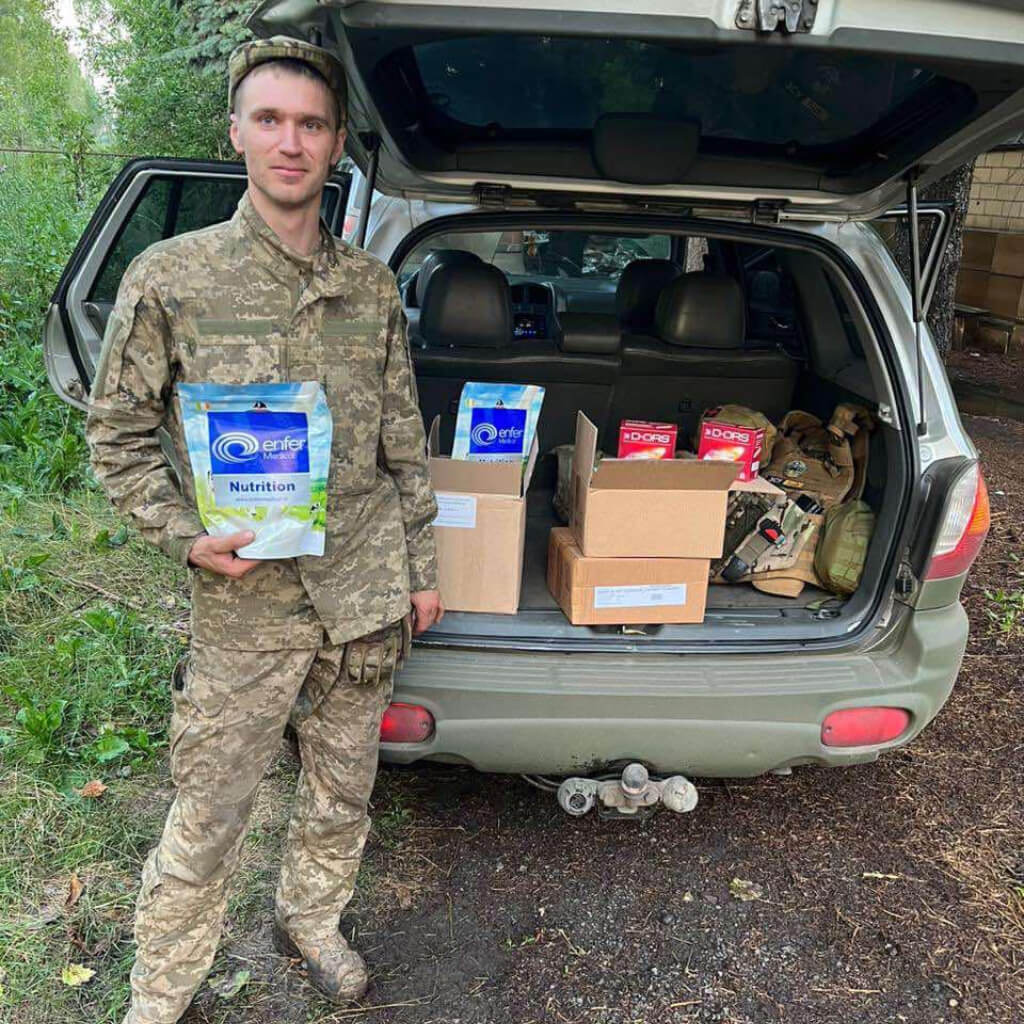 Надалі отримуємо фотозвіти від наших Захисників з протиїновими коктейлями.