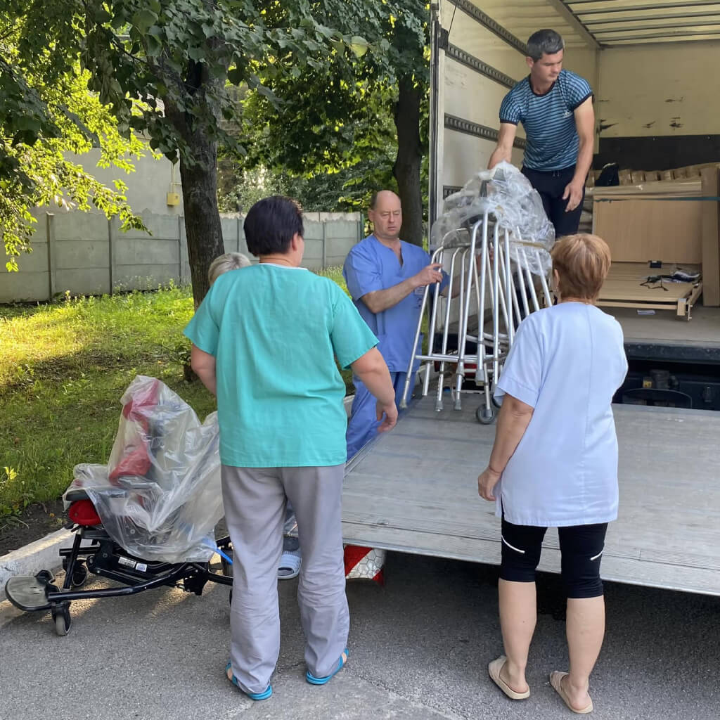 Висловлюю щиру подяку Благодійній організації “БФ «Гуртом ЮА» за їхню надзвичайно цінну допомогу Таращанській міській лікарні!