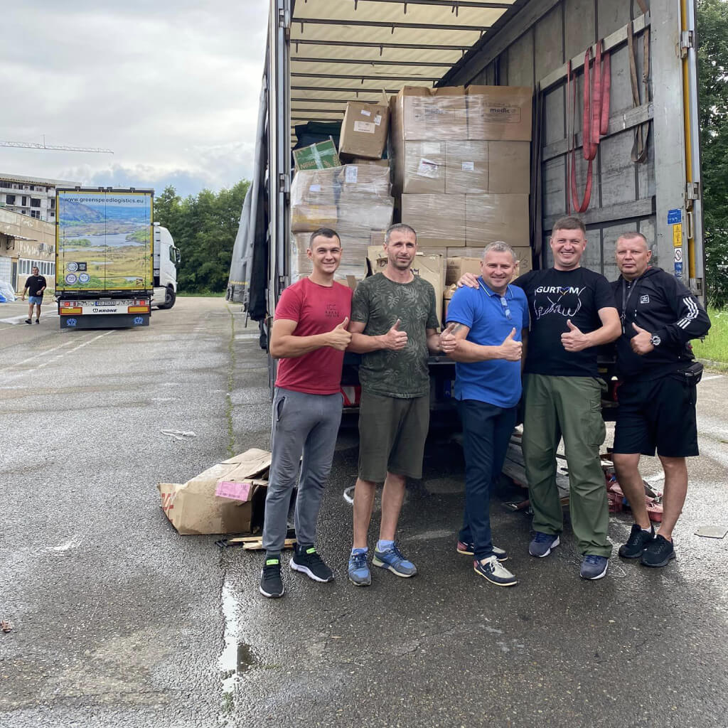 580 днів Україна виборює своє право на мирне і незалежне майбутнє,  ми підтримуємо найкращі ЗСУ та мирне цивільне населення України.