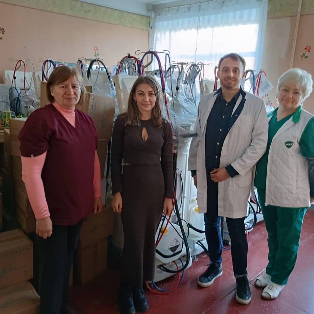 В рамках роботи медичного проекту допомогу у вигляду медичного обладнання та засобів гігієни отримала Таращанська міська лікарня.