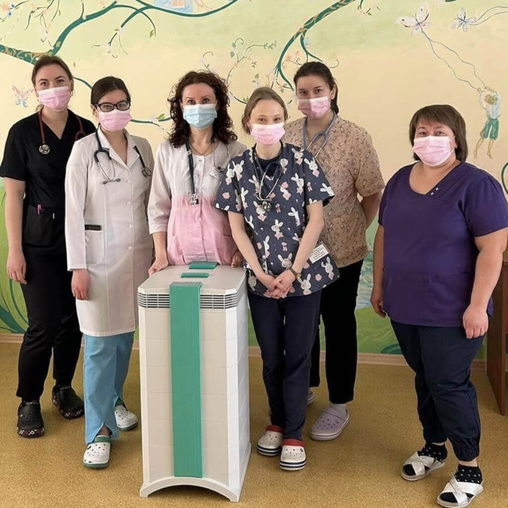 Медичний проект дбає про наповнення лікувальних установ різноманітним обладнанням.