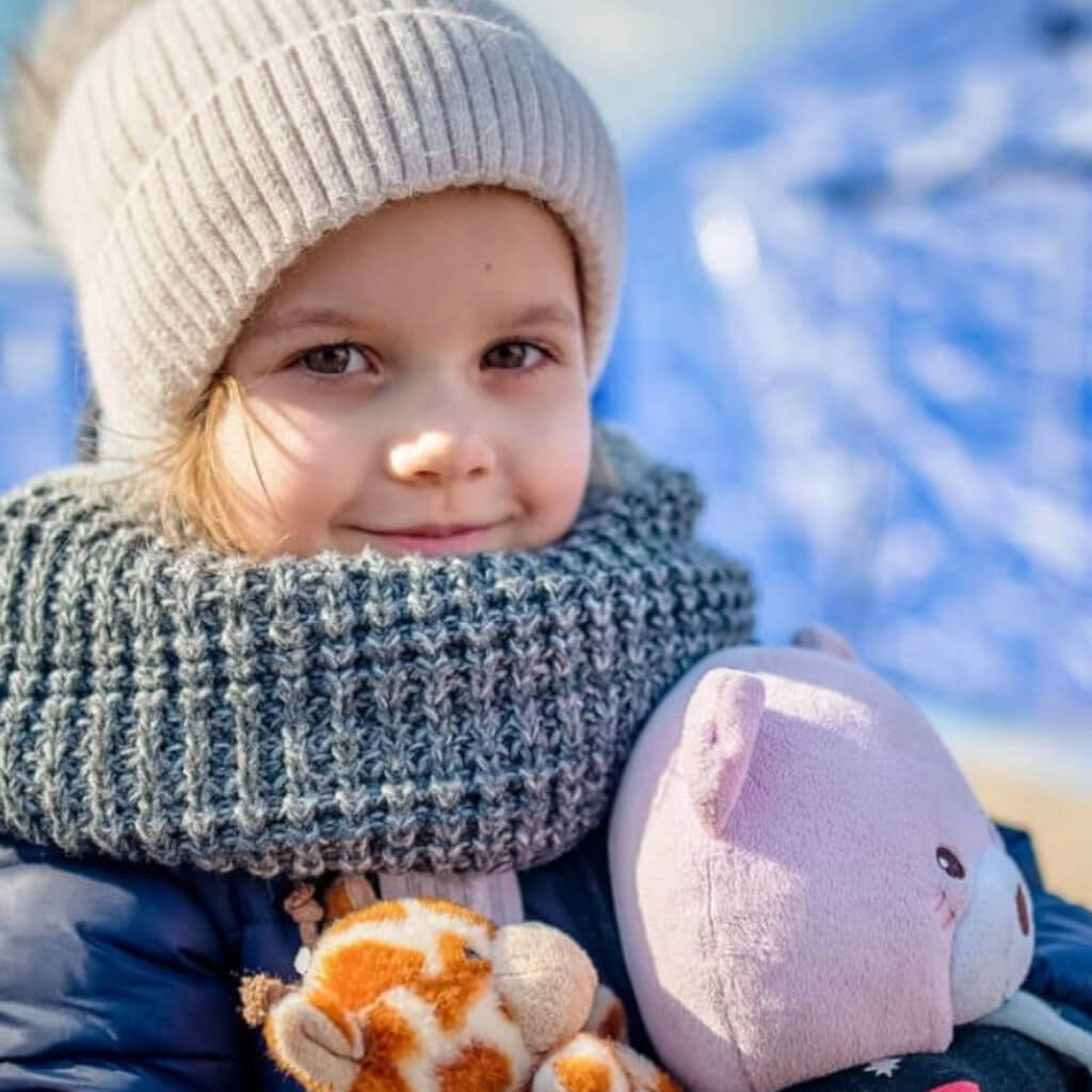 Просимо підтримати спільну ініціативу з нашими партнерами Association of Ukrainians in Republic of Ireland та подарувати українським діткам, які втрати своїх батьк￼ів через війну.