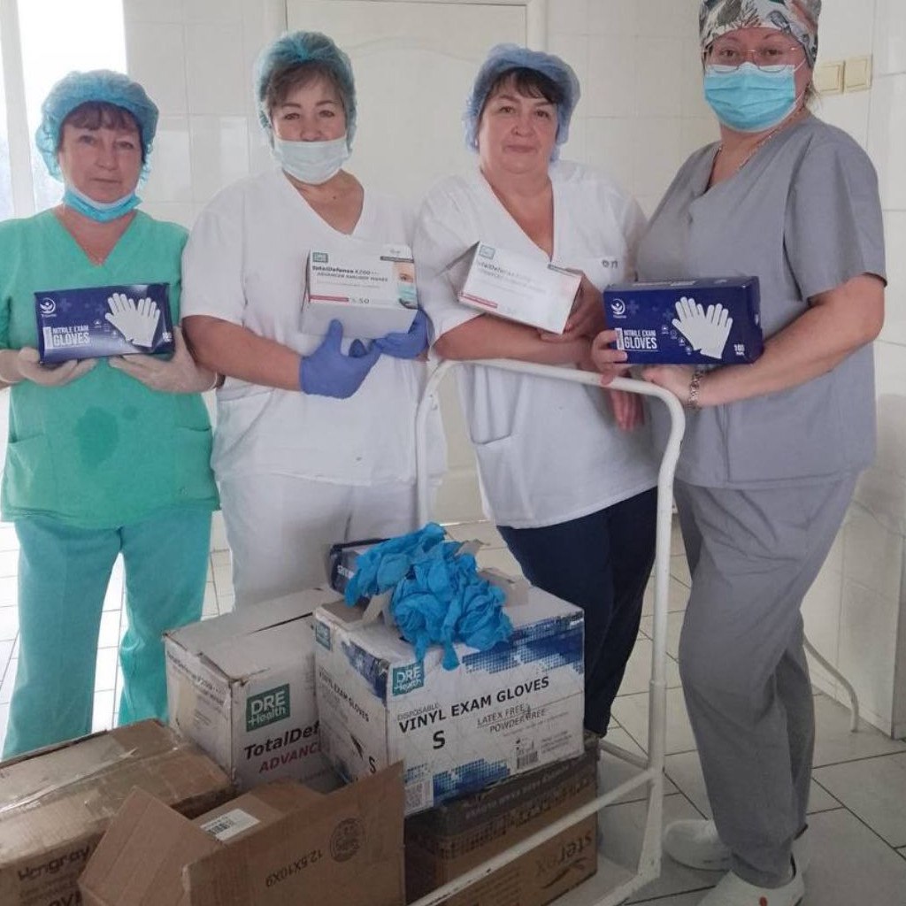 В рамках діяльності медичного проекту передали.