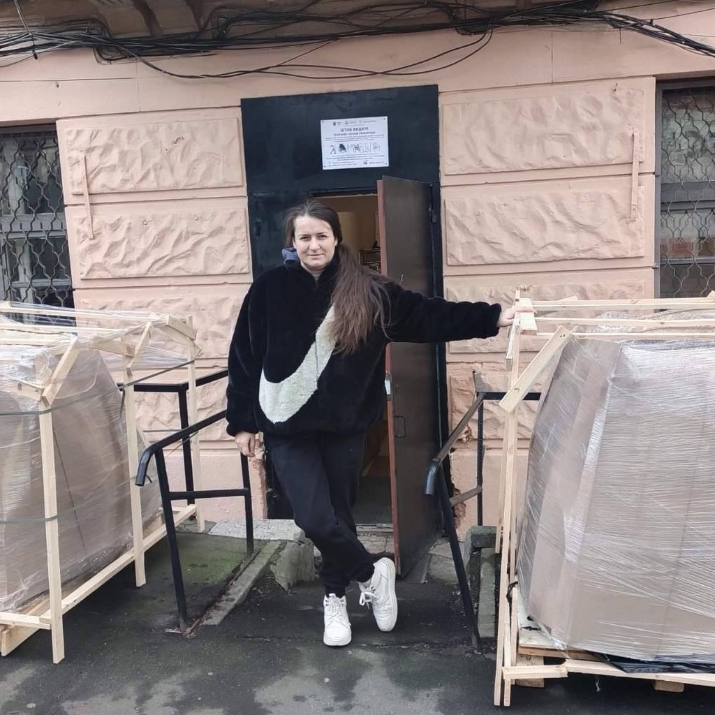 Раді допомогти та гуртом забезпечити такими необхідними засобами пересування людей з особливими потребами.