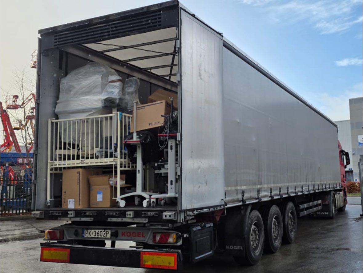 599454253_844409165111528_1408949265722299086_n