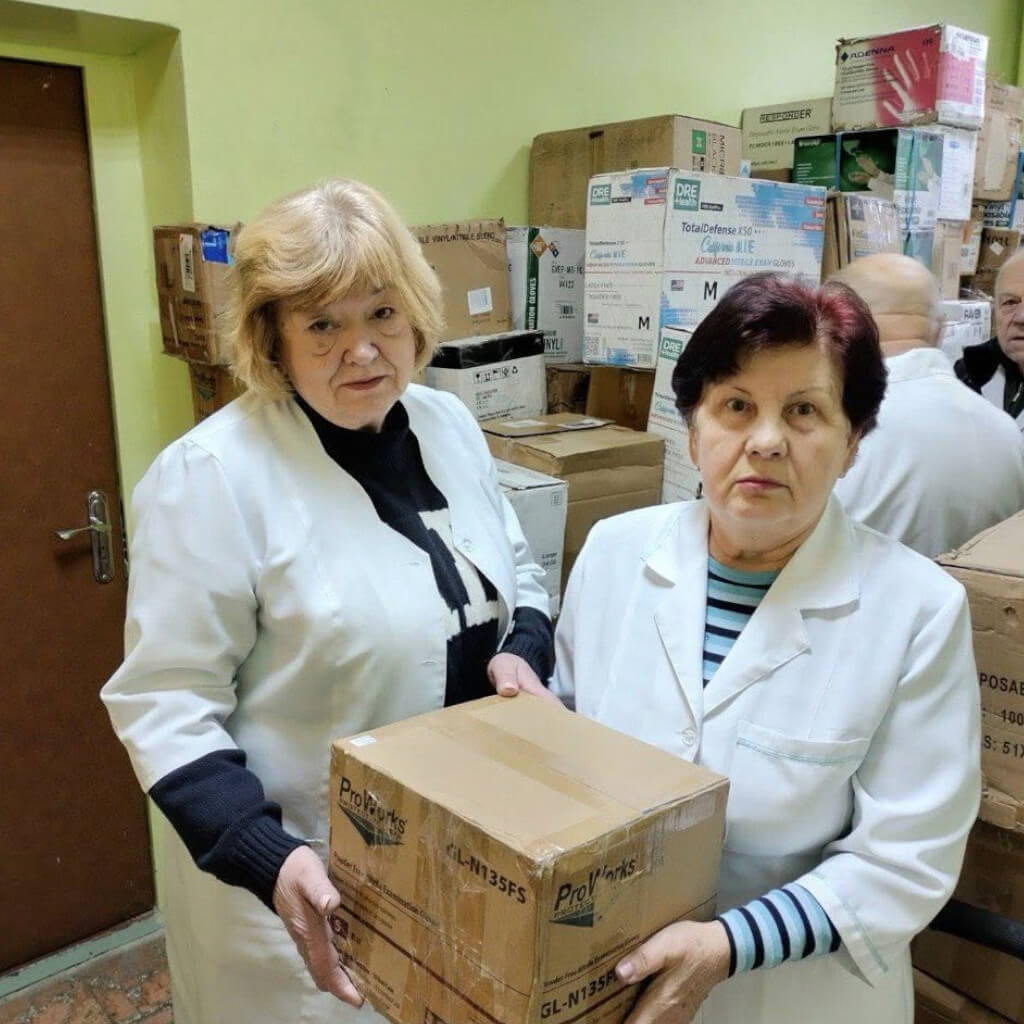 В рамках діяльності медичного проекту передали для потреб ДУ «ІНСТИТУТ УРОЛОГІЇ ІМЕНІ АКАДЕМІКА О.Ф.ВОЗІАНОВА